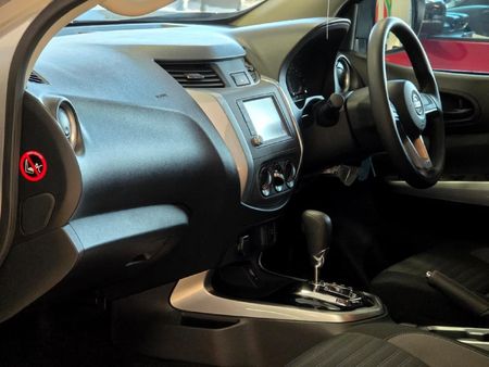 2026-Nissan-Navara-25-DDTi-SE-Auto-Double-Cab_8