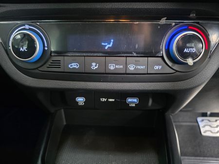 2025-Hyundai-Exter-12-Elite-Auto_10