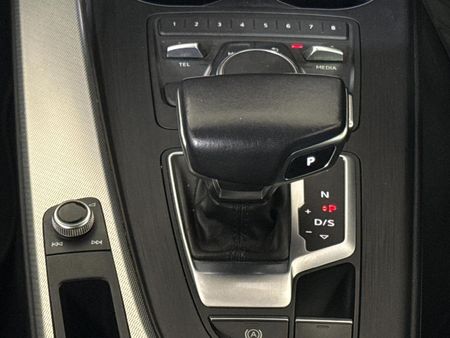 2019-Audi-A4-14-TFSI-Sport-Auto_9