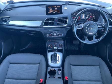 2016-Audi-Q3-14-TFSI-AUTO-110kWPetrol-Automatic-Est-R4400_9