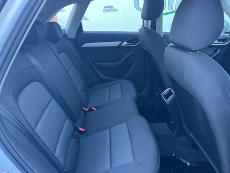 2016-Audi-Q3-14-TFSI-AUTO-110kWPetrol-Automatic-Est-R4400_10