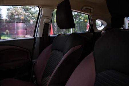 2025-Toyota-Starlet-Cross-15XS_17