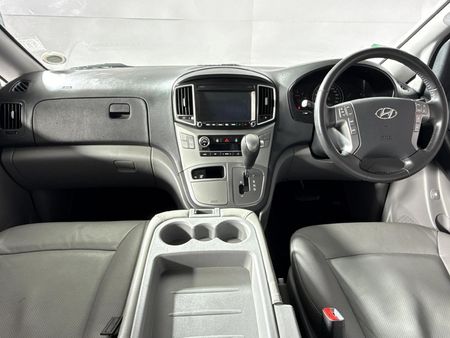 2021-Hyundai-H-1-25-CRDi-Elite-Auto_1