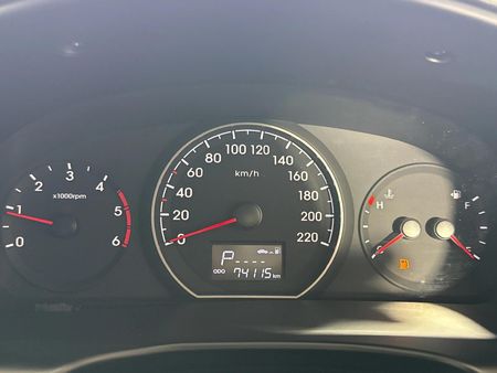 2021-Hyundai-H-1-25-CRDi-Elite-Auto_2