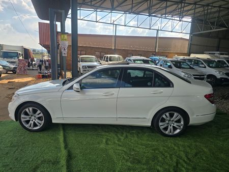 2012-Mercedes-Benz-C-Class-C180-CGI-SUNROOF-AUTO_5