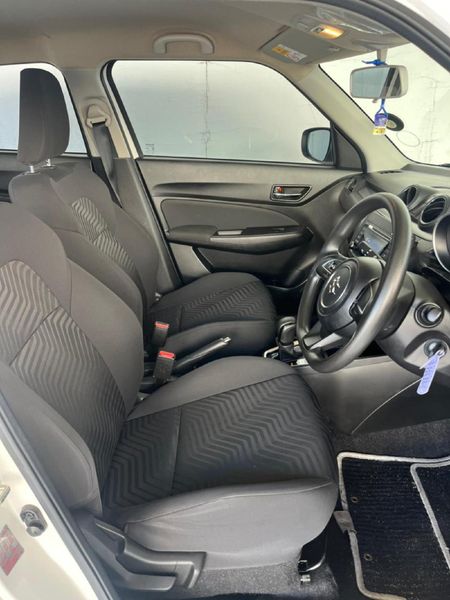 2023-Suzuki-Swift-12-GL-Auto_13