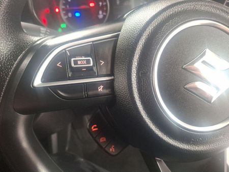 2025-Suzuki-Swift-12-GL_11
