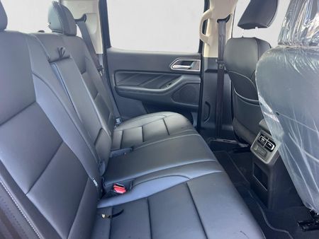 2026-GWM-P-Series-P300-24TD-LS-Auto-Double-Cab_16