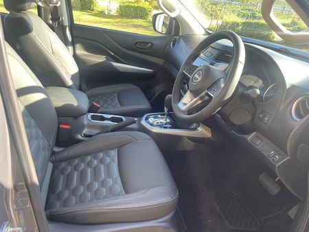 2026-Nissan-Navara-25DDTi-Stealth-4x4-Auto_15