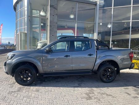 2026-Nissan-Navara-25DDTi-Stealth-4x4-Auto_3