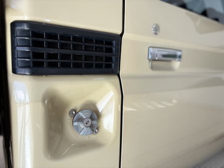 2016-Toyota-Land-Cruiser-79-40-Single-Cab_6