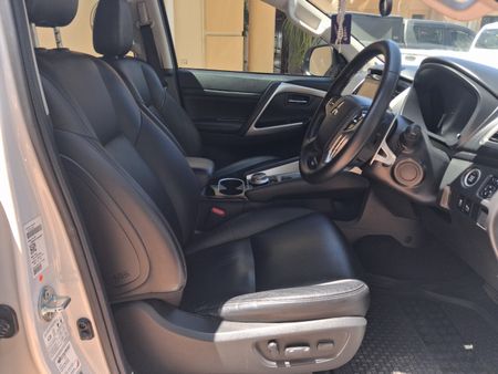 2022-Mitsubishi-Pajero-Sport-24D-4x4-Exceed-Auto_18