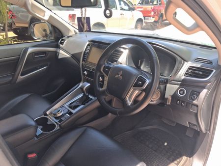 2022-Mitsubishi-Pajero-Sport-24D-4x4-Exceed-Auto_19