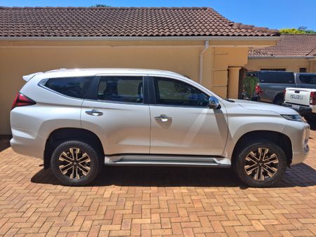 2022-Mitsubishi-Pajero-Sport-24D-4x4-Exceed-Auto_8