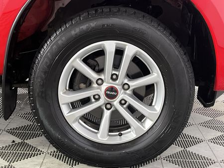 2022-Isuzu-D-Max-19-DDI-HR-L-Auto-Double-Cab_5