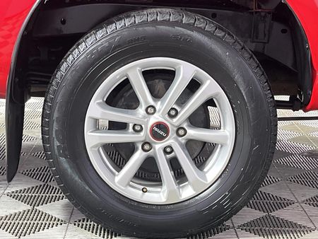 2022-Isuzu-D-Max-19-DDI-HR-L-Auto-Double-Cab_7