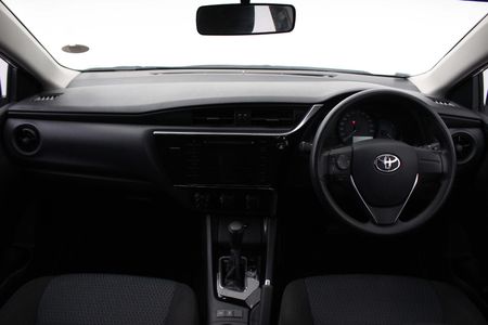 2022-Toyota-Corolla-Quest-18-Auto_1