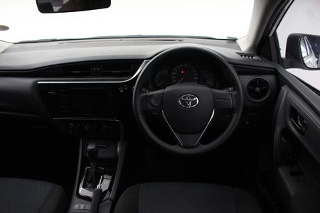 2022-Toyota-Corolla-Quest-18-Auto_5