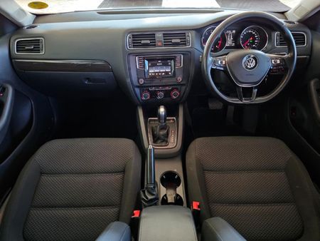 2018-Volkswagen-Jetta-GP-14-TSI-Comfortline-Auto_17