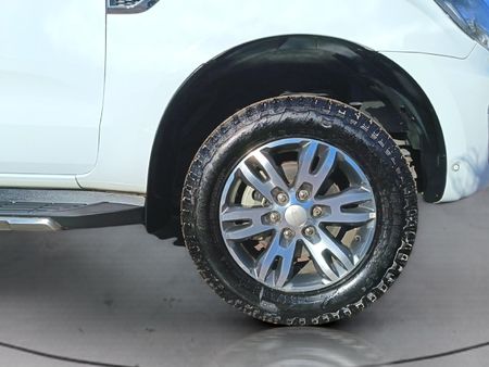 2019-Ford-Everest-20D-Bi-Turbo-LTD-4x4-Auto_9