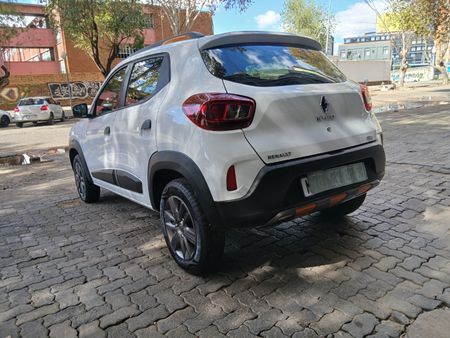 2022-Renault-Kwid-10-Climber-Auto_9