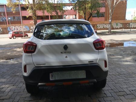 2022-Renault-Kwid-10-Climber-Auto_12