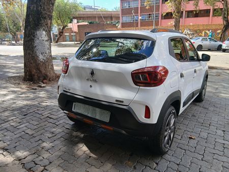 2022-Renault-Kwid-10-Climber-Auto_7