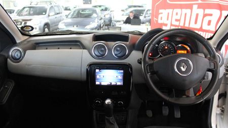 2016-Renault-Duster-16-Dynamique_9
