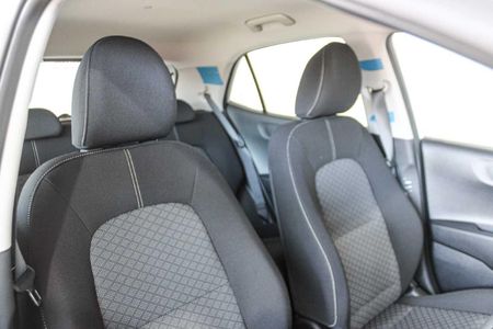 2026-Kia-Picanto-10-LS_13