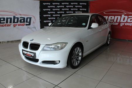 2011-BMW-3-Series-320i-Auto_2