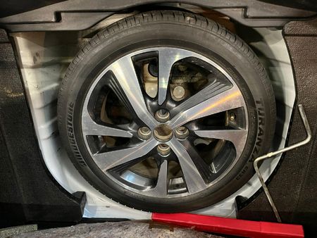 2018-Toyota-Yaris-15-XS-5-dr_13