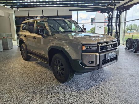 2026-Toyota-Land-Cruiser-Prado-VX-R-28GD-Auto_2