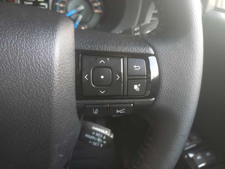 2026-Toyota-Hilux-28-GD-6-RB-Legend-55-4x4-Auto-Double-Cab_12