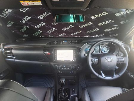 2026-Toyota-Hilux-28-GD-6-RB-Legend-55-4x4-Auto-Double-Cab_7