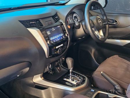 2025-Nissan-Navara-25-DDTi-LE-Plus-4X4-Auto-Double-Cab_10