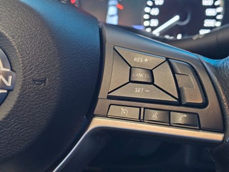 2025-Nissan-Navara-25-DDTi-LE-Plus-4X4-Auto-Double-Cab_12
