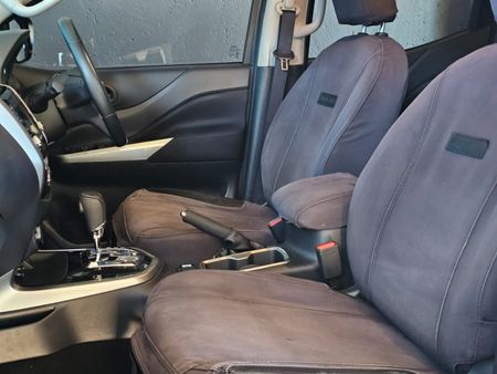 2025-Nissan-Navara-25-DDTi-LE-Plus-4X4-Auto-Double-Cab_18