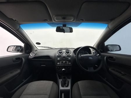 2008-Ford-Ikon-16-Trend_10