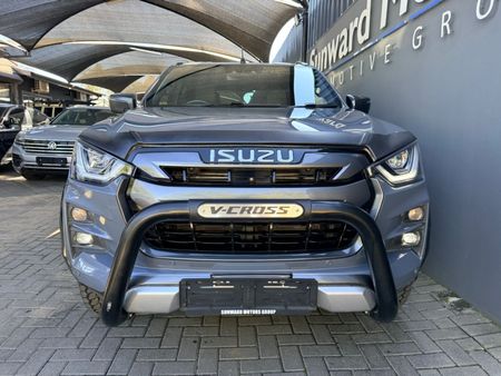 2025-Isuzu-D-Max-30-DDI-V-Cross-HR-4x4-Auto-Double-Cab_14