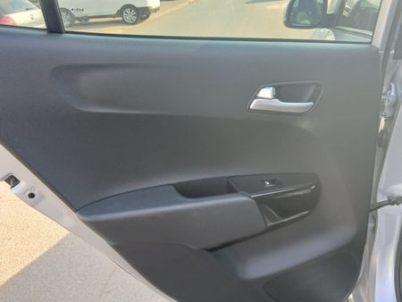2023-Kia-Picanto-12-X-Line_12