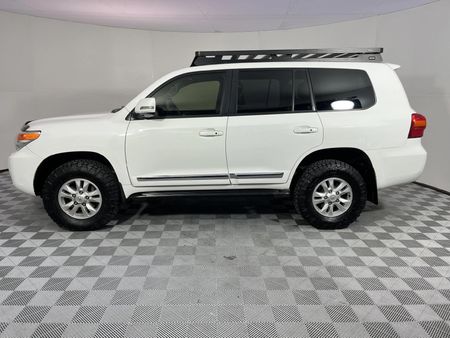2013-Toyota-Land-Cruiser-200-45-D-V8-VX-Auto_18