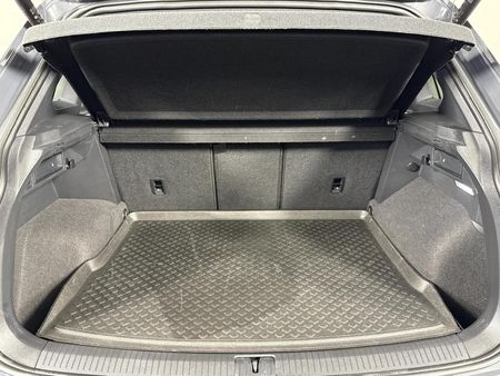 2022-Volkswagen-Tiguan-20-TSI-R-Line-4Motion-DSG-Auto-162kW_13