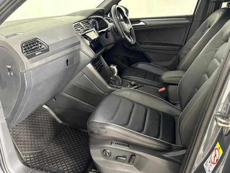 2022-Volkswagen-Tiguan-20-TSI-R-Line-4Motion-DSG-Auto-162kW_8