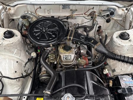 1984-Toyota-Cressida-GLX_12
