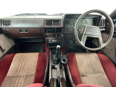 1984-Toyota-Cressida-GLX_1