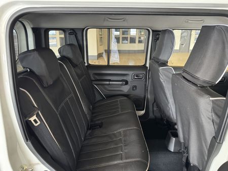2024-Suzuki-Jimny-15-GLX-Auto_9