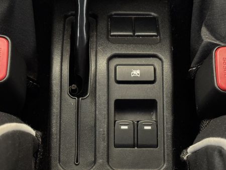 2024-Suzuki-Jimny-15-GLX-Auto_18