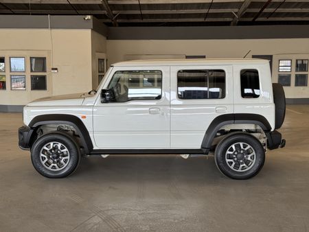 2024-Suzuki-Jimny-15-GLX-Auto_5
