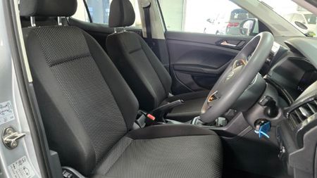 2025-Volkswagen-T-Cross-10-TSI-Auto_8