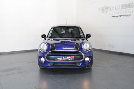 2019-MINI-Hatch-Cooper-Auto_1